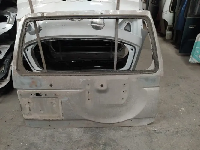Tampa Traseira Pajero 1993 1994 1995 1996 1997