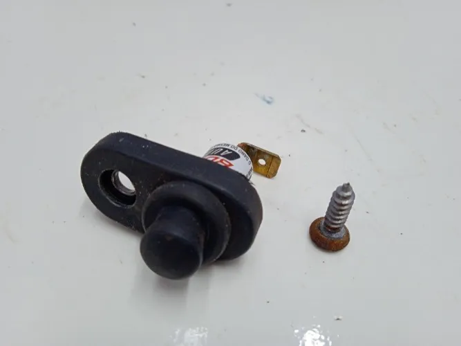 15836 Interruptor Porta Volkswagen Gol Saveiro Voyage G3 G4 G4 G6