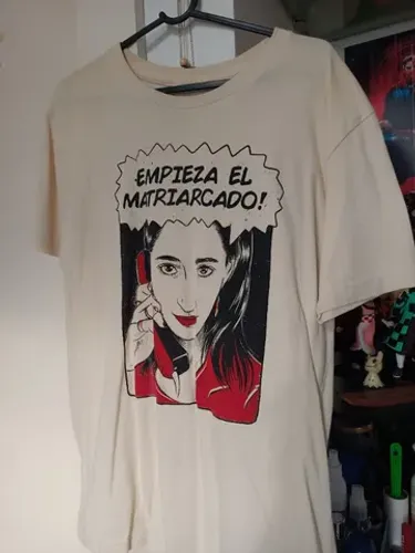 Camiseta Nairobe de La Casa de Papel - P