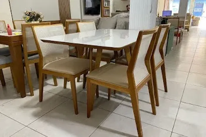 Mesa com 4 cadeiras Galaxi