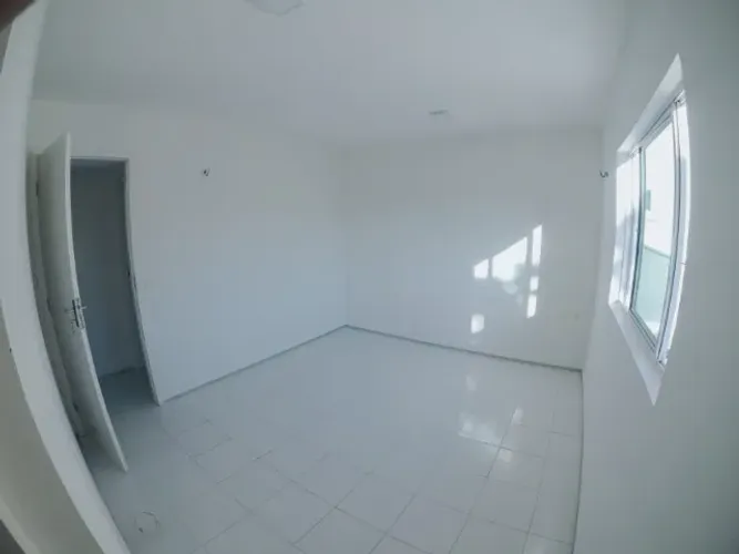 Casa com 3 quartos sendo 1  suite - Eusebio