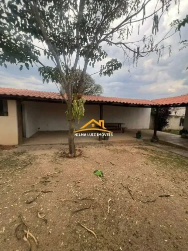 LOCAÇÃO | CASA COM 4 QUARTOS, 2 SUÍTES E QUINTAL  BAIRRO CACHOEIRA