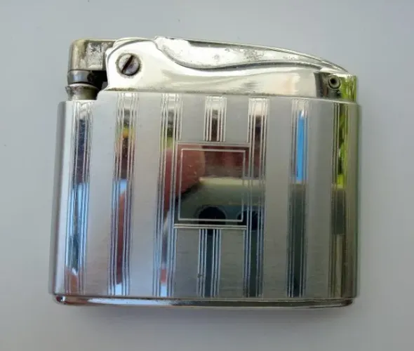 Isqueiro Ronson Lançado na década de 40 - Vintage