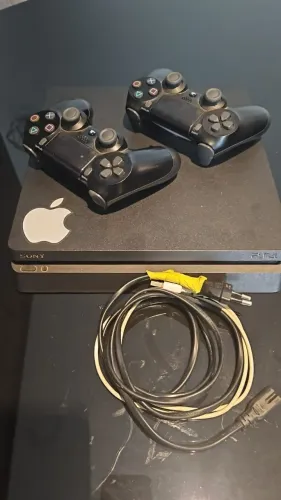 Playstation 4, 500GB 2 Controles (Americana SP) 