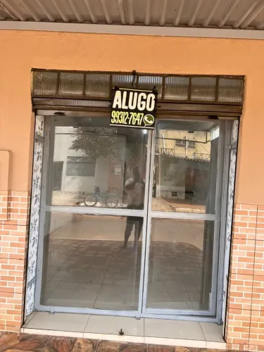 Alugo sala comercial.