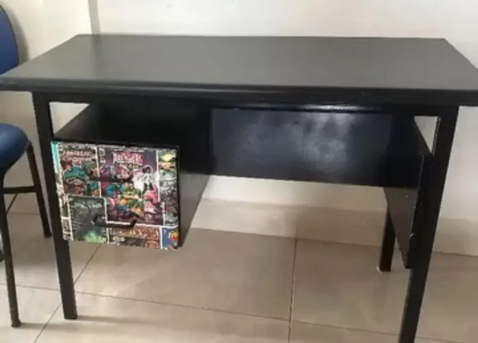 Mesa para estudo de criança