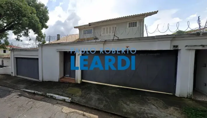 CASA ASSOBRADADA - ALTO DE PINHEIROS - SP