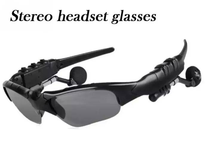 Óculos esportivos com fone bluetooth 