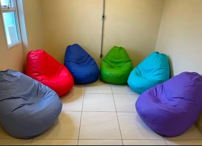 Puffs Pera Colorido