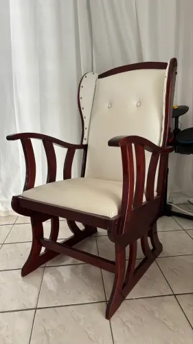 Poltrona com balanço