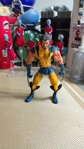 BONECO WOLVERINE SEM MÁSCARA MARVEL LEGENDS SERIES VI VARIANTE SERIE 3 2004 Toybiz Toy biz