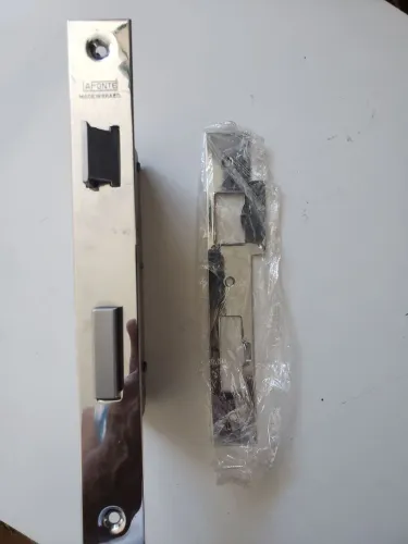 Fechadura banheiro cromada Lafonte ST