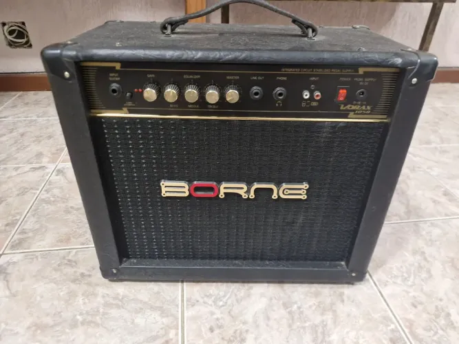 Cubo de Guitarra Borne Vorax 1050