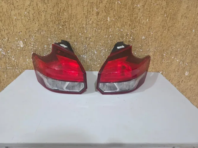 Par de Lanterna Kicks 2017/2018/2019/2020/2021