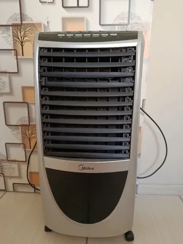Climatizador de ar - marca MIDEA