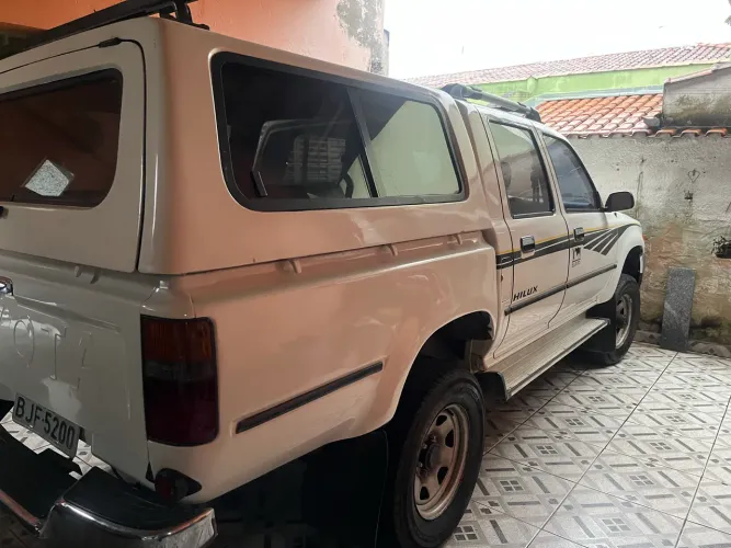 Toyota Hilux CD 4X4 2.8 Diesel Mec. 1995