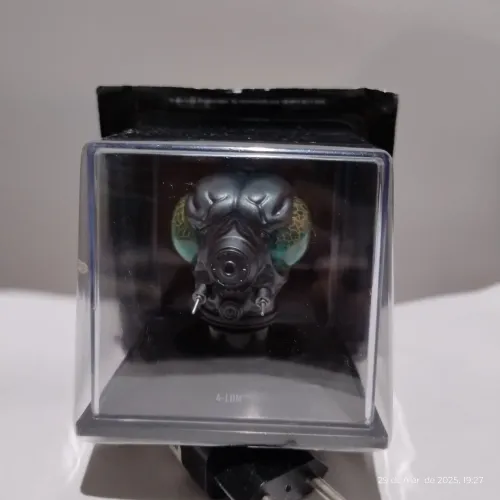 Coleção de capacetes Star Wars nr 45. Lom