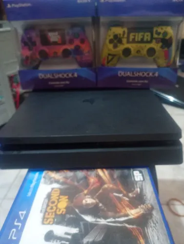Ps4 slim com 12 jogos 2 controles 30 dias de garantia trabalho com games aqui no centro