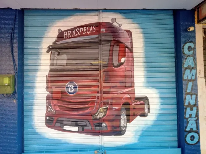 Pintura de desenhos e letreiros