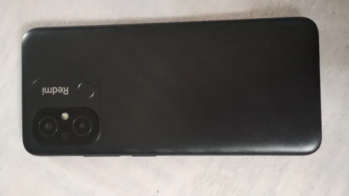 Celular usado em bom estado