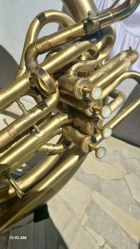 Tuba Helicon 5/4 4 pistos si bemol