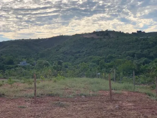 2 LOTES DE ESQUINA PRÓXIMO AO CENTRO DE JABOTICATUBAS - 5 MINUTOS DA PREFEITURA