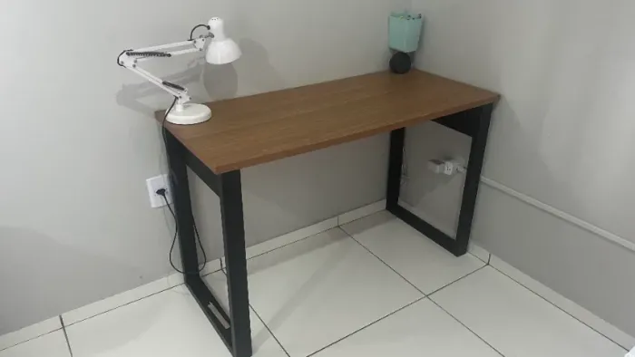 Mesa de escrivaninha