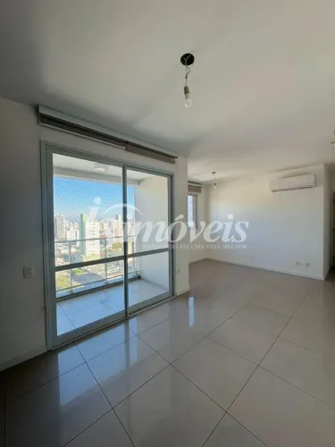 Apartamento Semimobiliado à venda, com 3 quartos, sendo 1 suíte, 2 vagas soltas, no Porto 