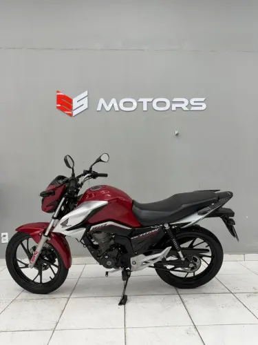 Oportunidade!! Titan 160 2024 10.885 km raridade esmotors