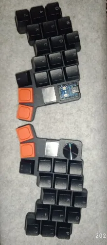 Teclado Mecânico Split Cheapino