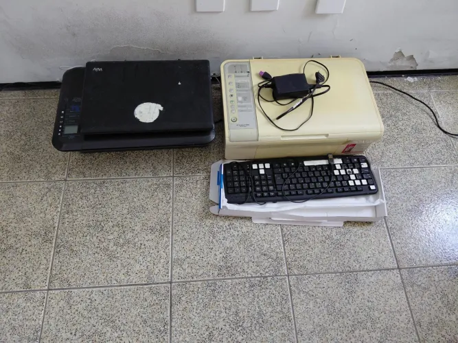 2 impressoras HP SCANER c/ defeito