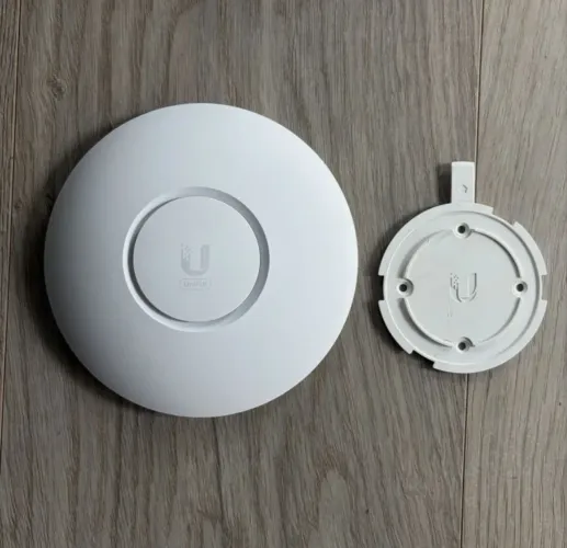 Wifi unifi u6 lite Access Point