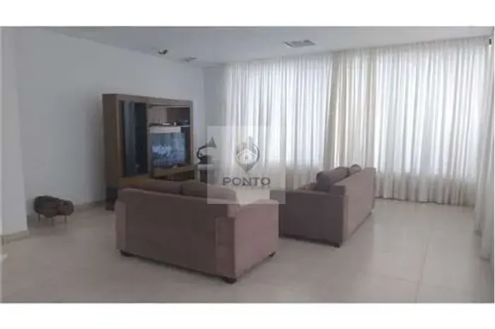 EXCELENTE CASA À VENDA NO BAIRRO NOVO HORIZONTE !