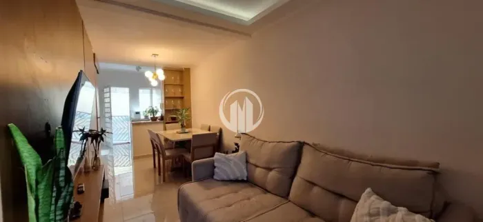 Casa à venda com 2 dormitórios- Vila Alati Condomínio Caminhos da Serra-Jundiaí.