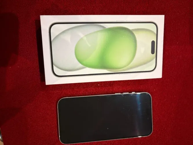 I phone 15 Plus 256gb (brinde Apple Watch)