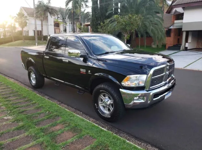 Dodge Ram 2500 Laie 6.7 TDI CD 4X4 Dies 2012