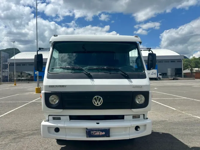 VW 10.160 - 2013 | ABAIXO DA TABELA FIPE