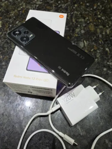 Xiaomi Redmi 12 pro+ 5G, carregamento super rápido. Ótimo estado de conservação