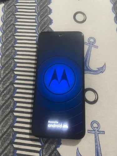 Celular Motorola Moto G31 128 GB 4 GB de RAM 6,4 polegadas OLED