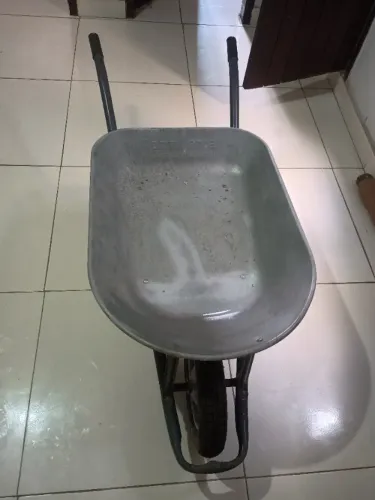 Carrinho de Mão Galvanizado
