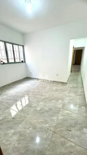 Casa Residencial 80m² com 3 Quartos na Vila Tibério em Ribeirão Preto/SP. Alianzzo Imóveis