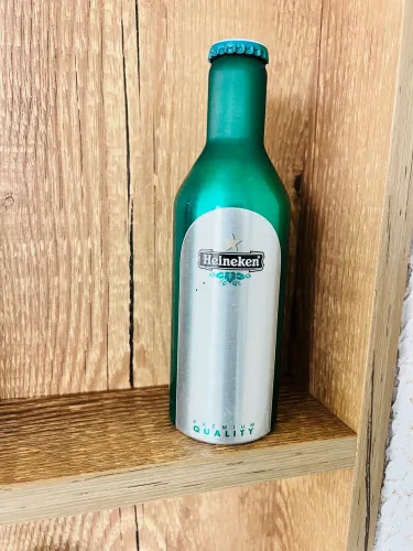 Garrafinha alumínio da Heineken decorativa