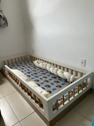 Cama infantil montessoriana 