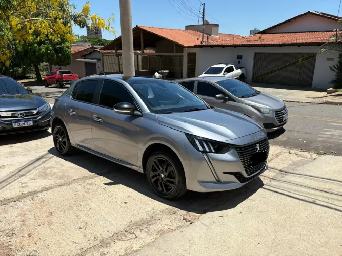 Peugeot 208 Style 1.0 Flex 6V 5P Mec. 2023