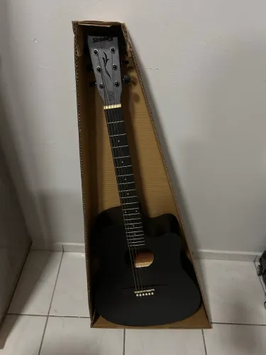 Violão Strinberg Preto - Semi novo - Usado apenas 2 vezes