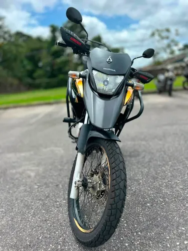 Vende-se moto único dono