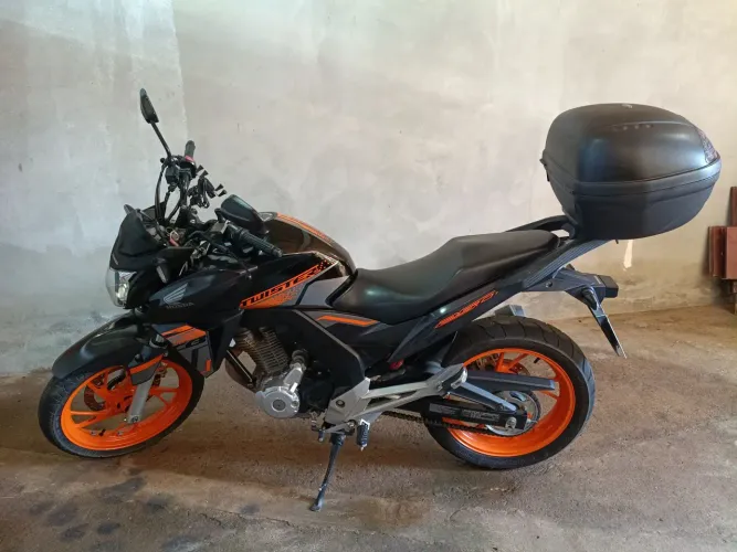 Cb Twister 250cc edição limitada