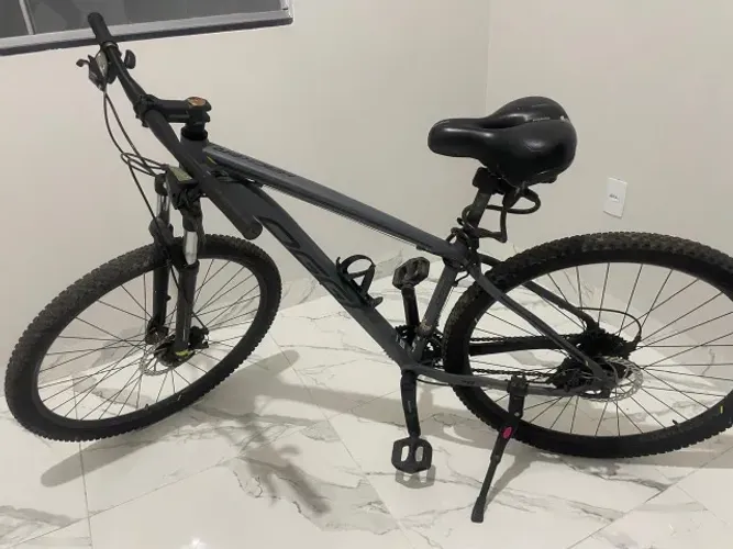 Bicicleta Hacker OGGI, ótimas condições! nenhum problema!