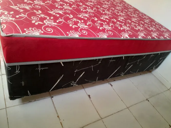 OPORTUNIDADE CAMA BOX CASAL SUPER CONSERVADA ESTADO DE NOVA BOA E MACIA