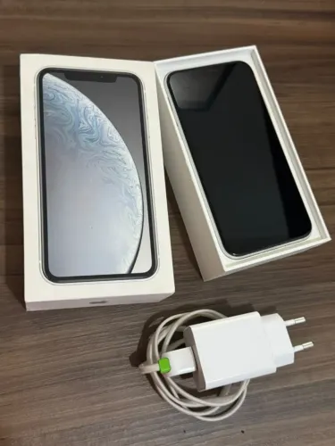 iPhone XR 64GB Branco - 100% Original (Com caixa e carregador)